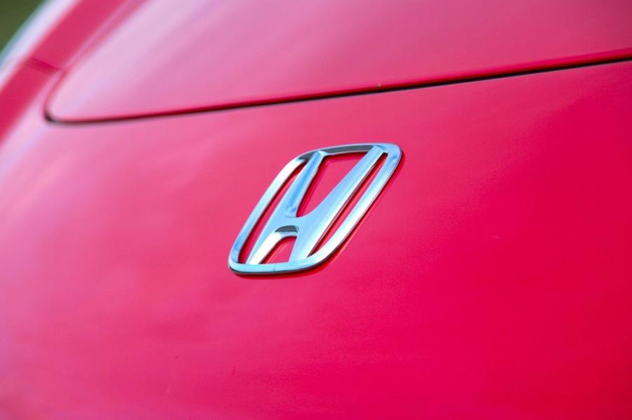  Honda S2000 2009 года  (фото 36 из 37)